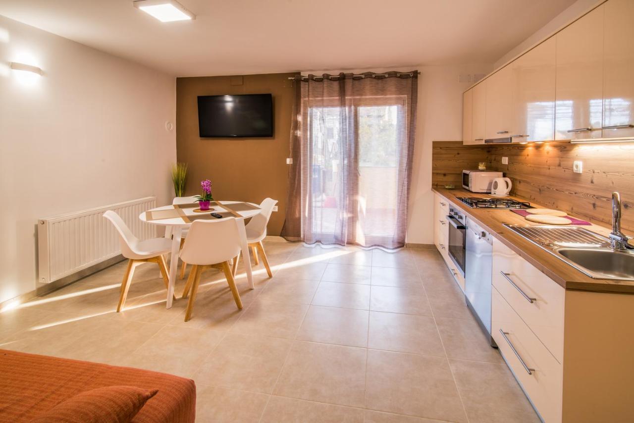 Apartments Bogdanic Krk I Krk Town Exterior foto